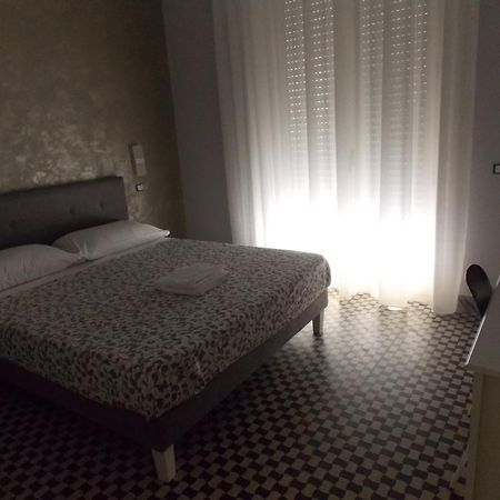 Central Palace Ρέτζιο ντι Καλάμπρια Εξωτερικό φωτογραφία